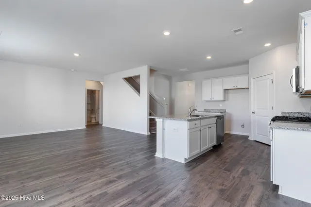 $396,999 | 1129 Sandy Hts Loop, Unit LOT 80, Navassa, NC 28451