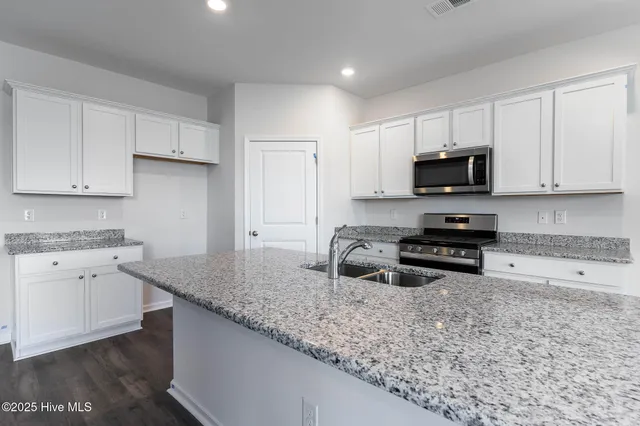 $396,999 | 1129 Sandy Hts Loop, Unit LOT 80, Navassa, NC 28451