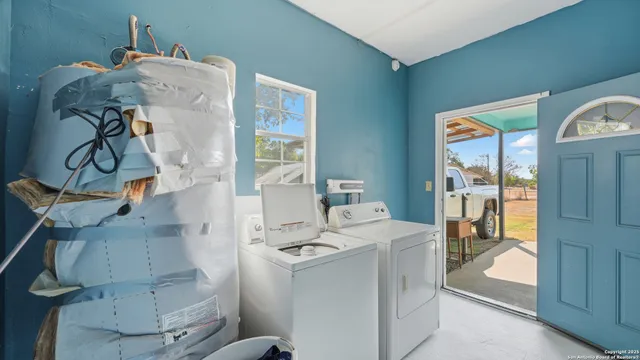 $215,000 | 331 Rangeland Road, Blanco, TX 78606