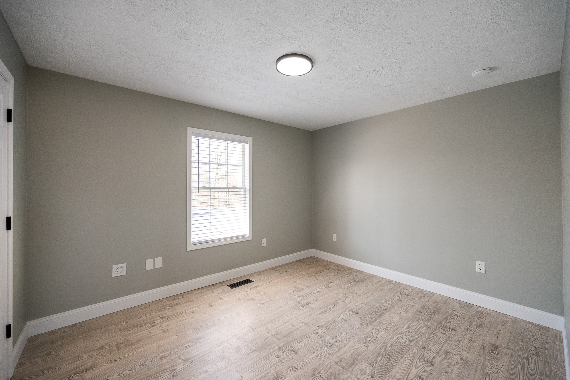 1680 Brodies Landing Road Parsons, TN 38363 - Photo 16 of 36 Gallery Image 16