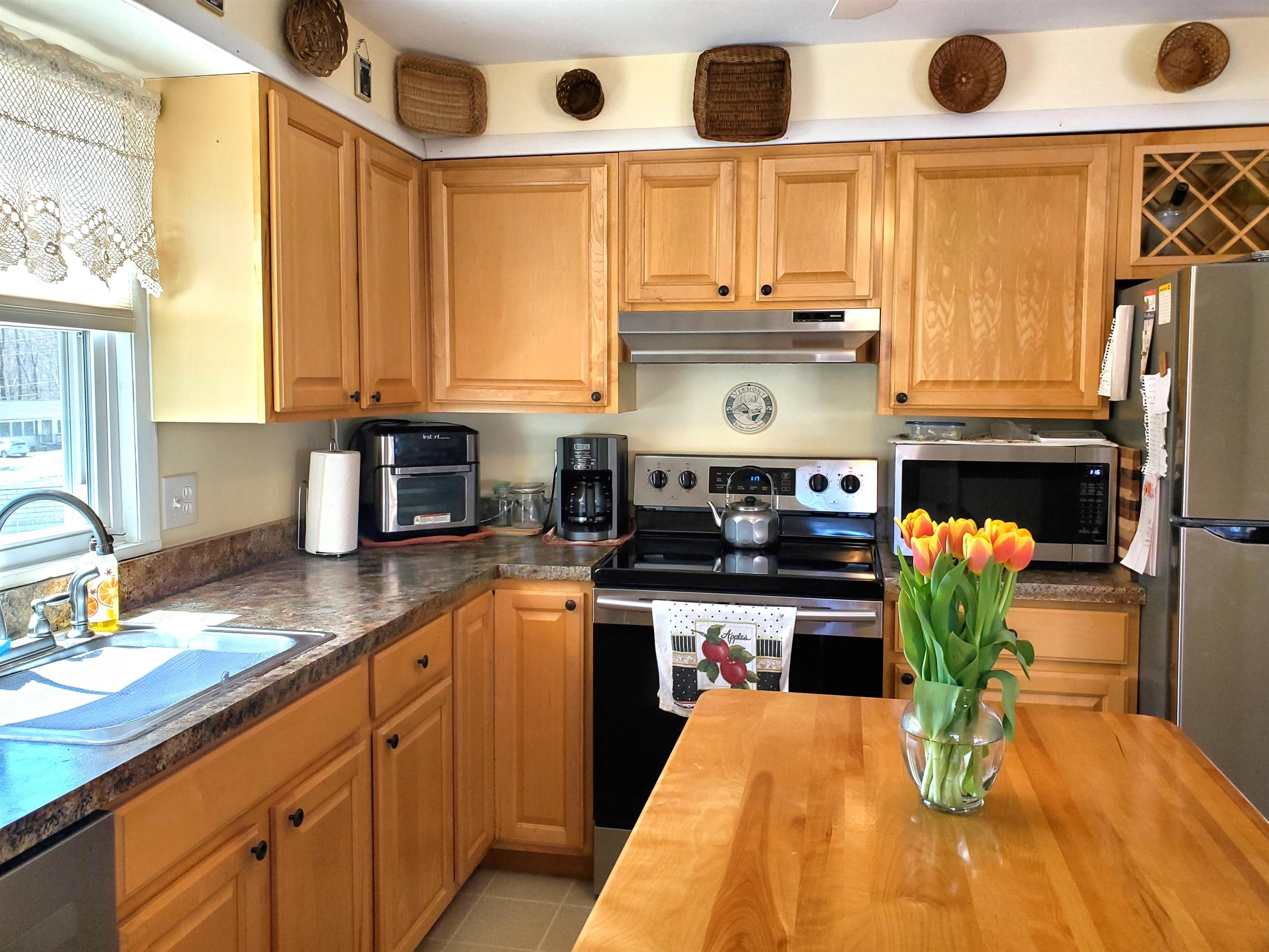 116 Rutter Road Bennington, VT 05201 - Photo 16 of 38