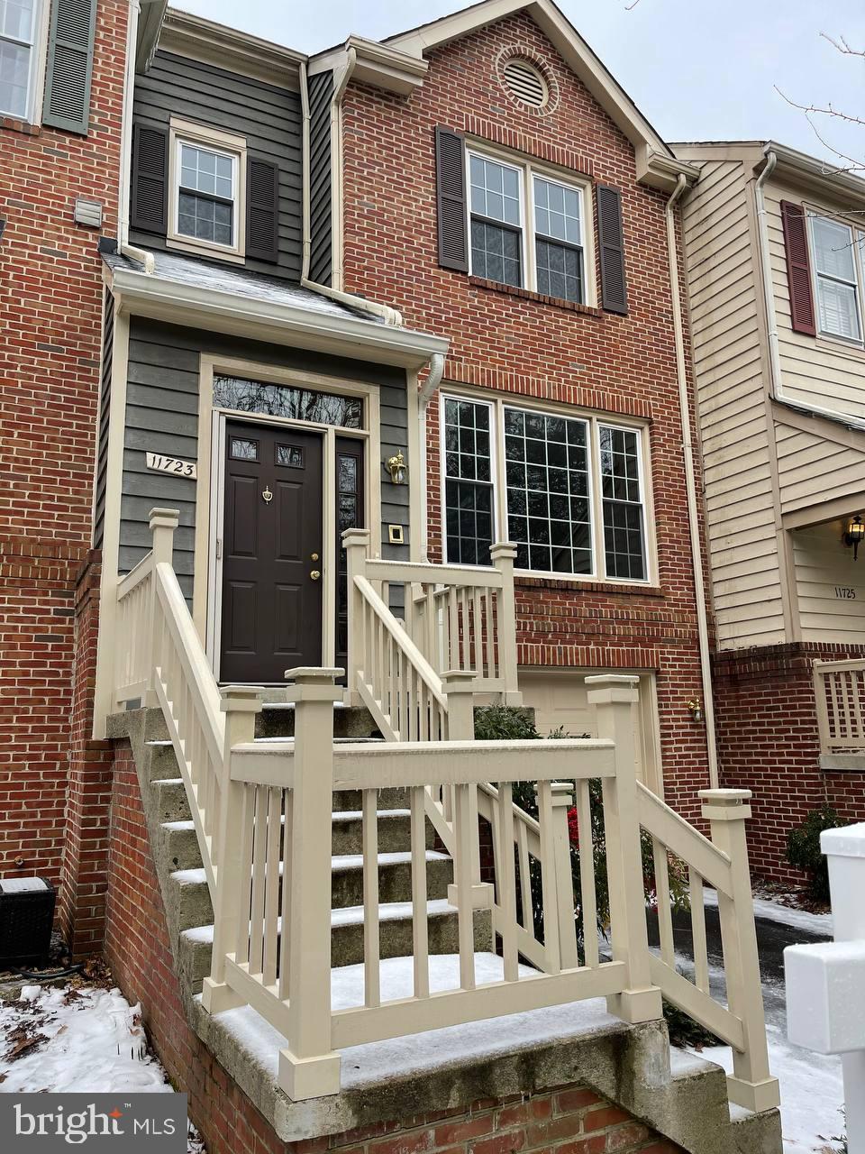 11723 Great Owl Circle Reston, VA 20194 - Photo 2 of 31 Gallery Image 2