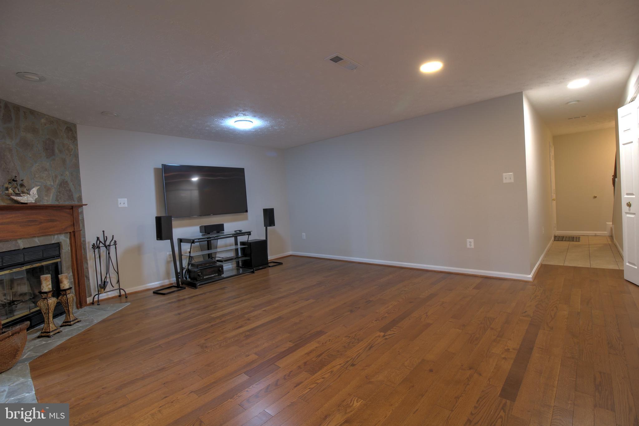 11723 Great Owl Circle Reston, VA 20194 - Photo 26 of 31 Gallery Image 26