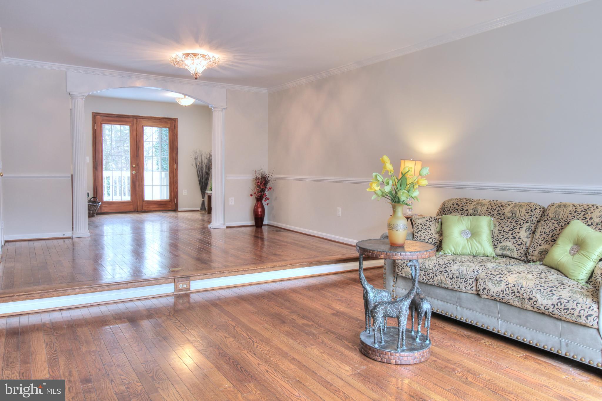 11723 Great Owl Circle Reston, VA 20194 - Photo 6 of 31 Gallery Image 6