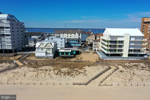 $2,800,000 | 8305 Atlantic Avenue, Ocean City, MD 21842