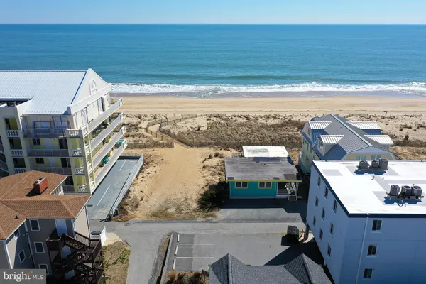 $2,800,000 | 8305 Atlantic Avenue, Ocean City, MD 21842