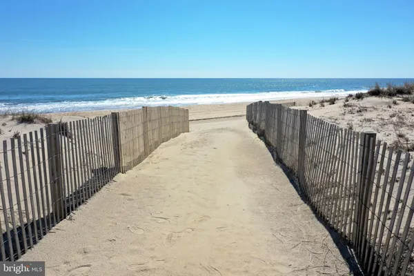 $2,800,000 | 8305 Atlantic Avenue, Ocean City, MD 21842