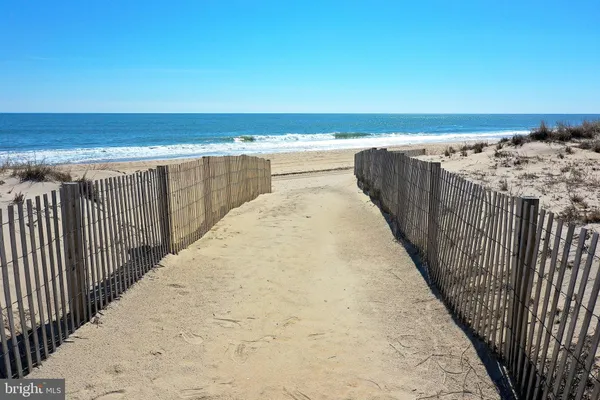 $2,800,000 | 8305 Atlantic Avenue, Ocean City, MD 21842