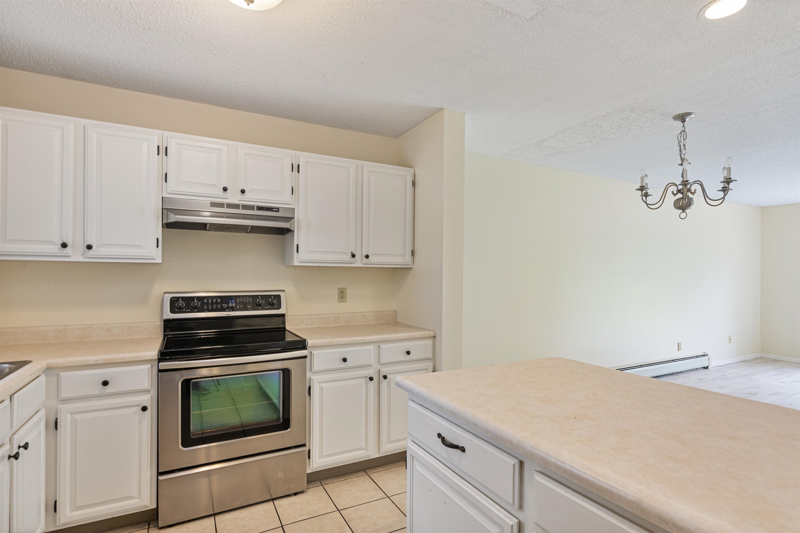 76 Saybrook Road Essex Junction, VT 05452 - Photo 4 of 43 Gallery Image 4