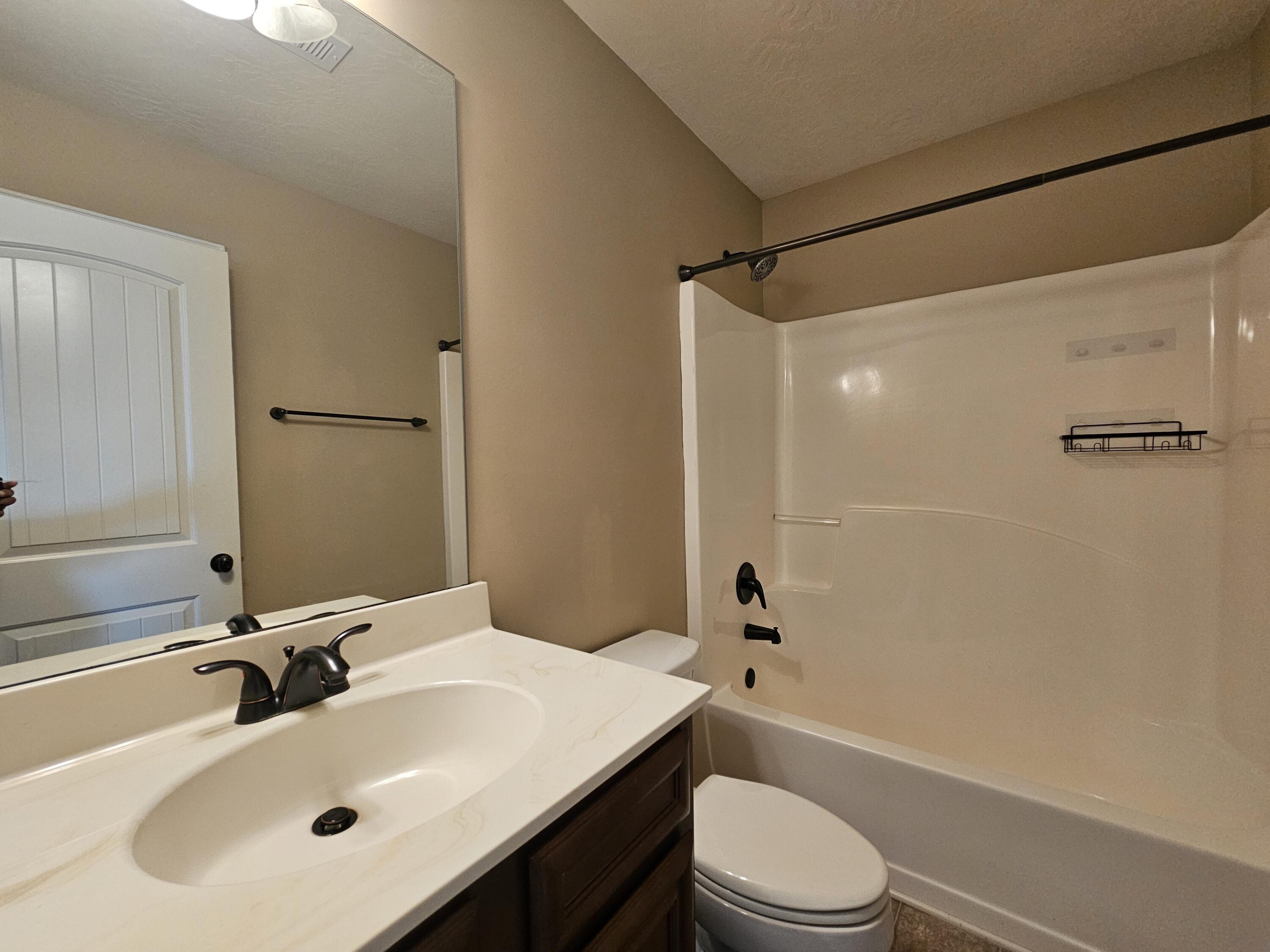 3915 Griese Lane Grovetown, GA 30813 - Photo 12 of 12 Hall Bath