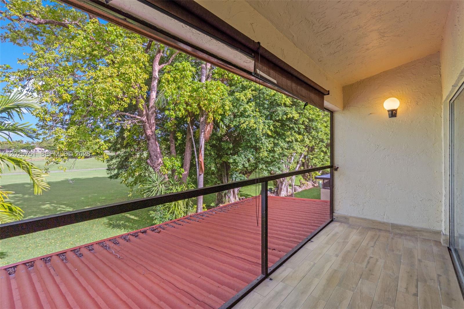 14357 Kendale Lakes Circle Miami, FL 33183 - Photo 44 of 67