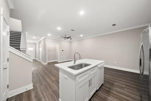 $1,750 | 222 North Sand Palm Road, Unit SAVANNAH, Freeport, FL 32439