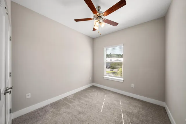 $1,750 | 222 North Sand Palm Road, Unit SAVANNAH, Freeport, FL 32439