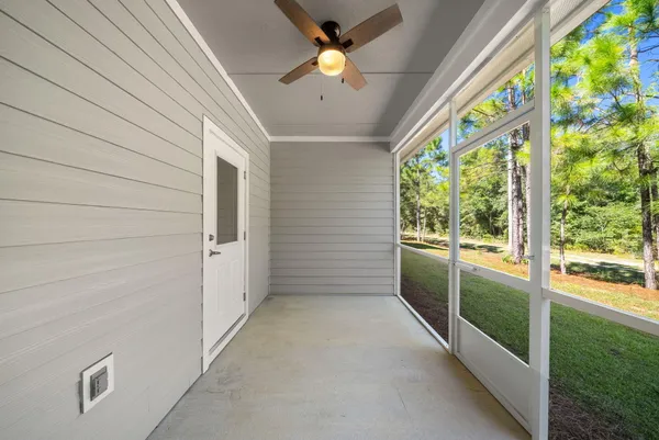 $1,750 | 222 North Sand Palm Road, Unit SAVANNAH, Freeport, FL 32439