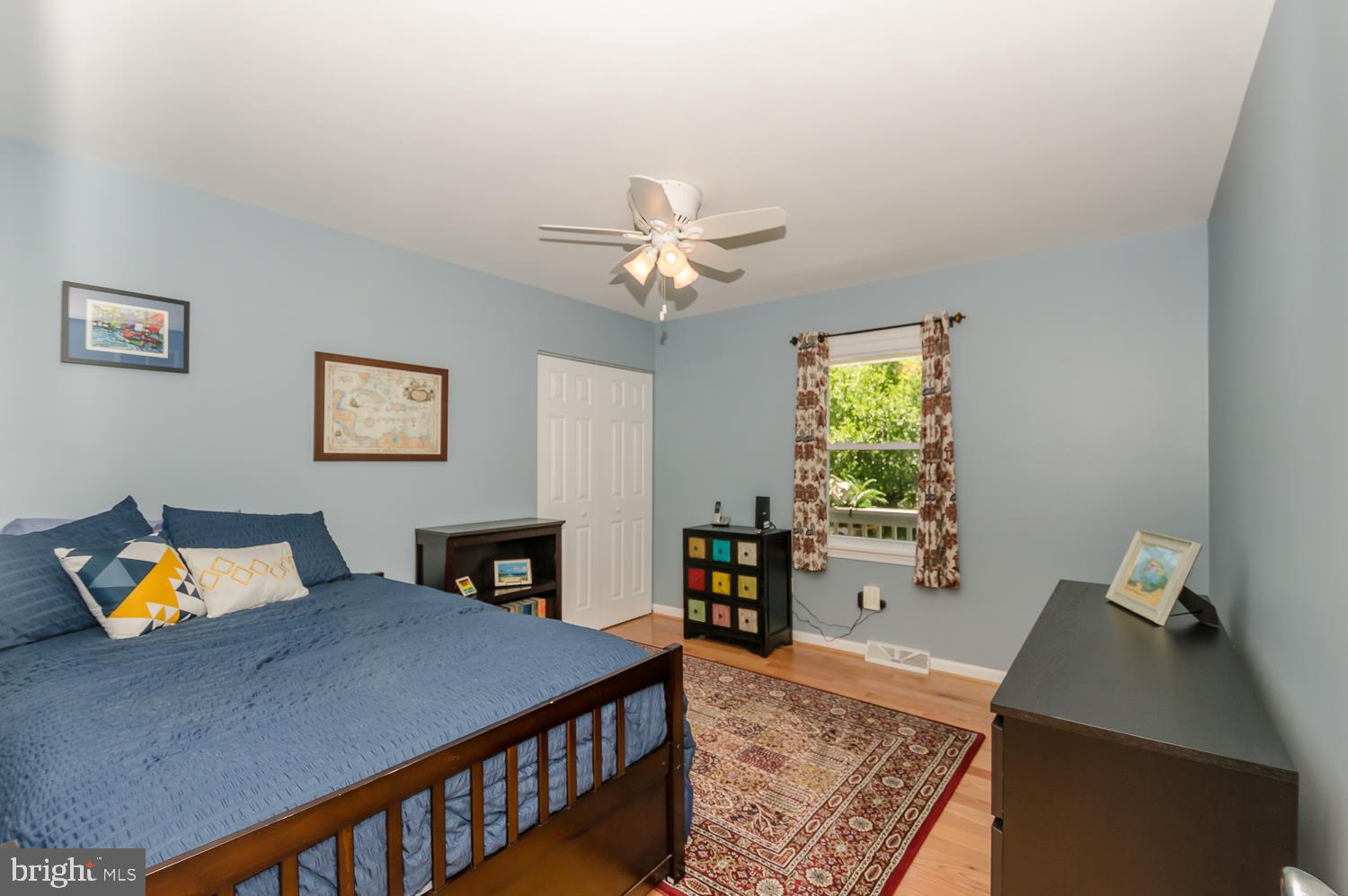 142 Circle Road Pasadena, MD 21122 - Photo 31 of 56 Large, bright second bedroom!