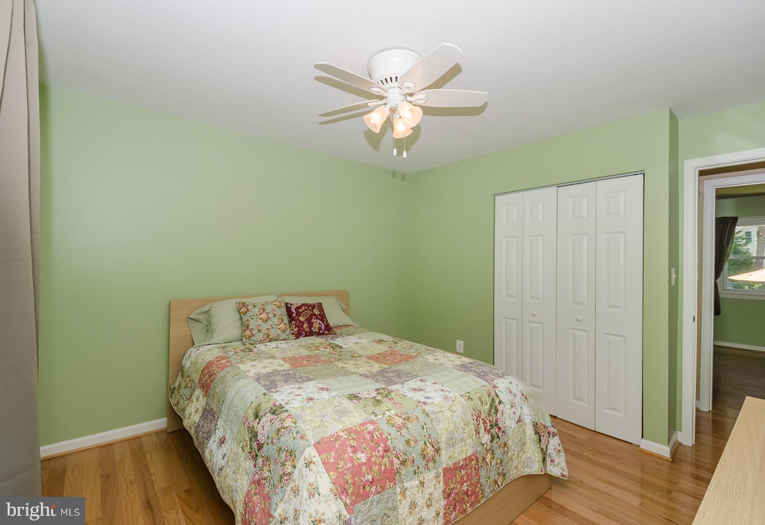142 Circle Road Pasadena, MD 21122 - Photo 34 of 56 3rd bedroom!