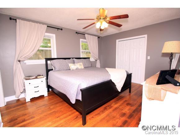 222 Batson Road Brevard, NC 28712 - Photo 11 of 20 Gallery Image 11