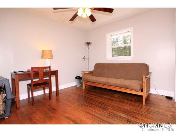 222 Batson Road Brevard, NC 28712 - Photo 14 of 20 Gallery Image 14