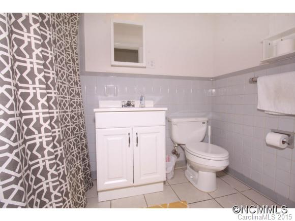 222 Batson Road Brevard, NC 28712 - Photo 15 of 20 Gallery Image 15