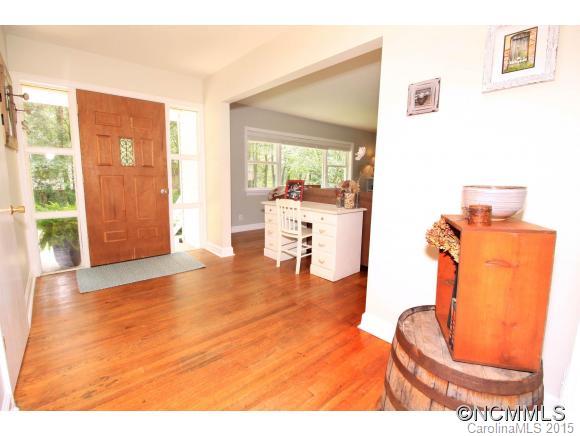 222 Batson Road Brevard, NC 28712 - Photo 9 of 20 Gallery Image 9