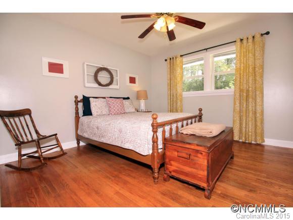 222 Batson Road Brevard, NC 28712 - Photo 10 of 20 Gallery Image 10