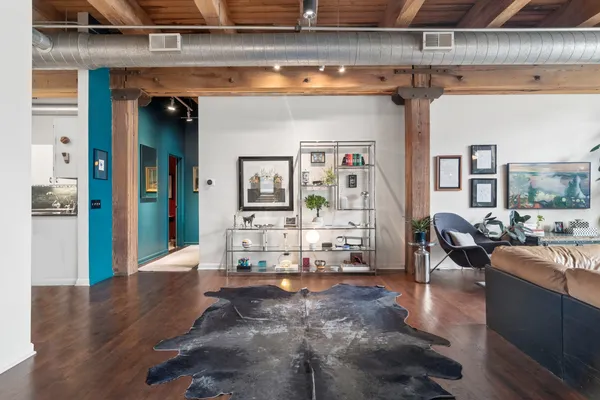 $5,396 | 14 North Peoria Street, Unit 5H, Chicago, IL 60607