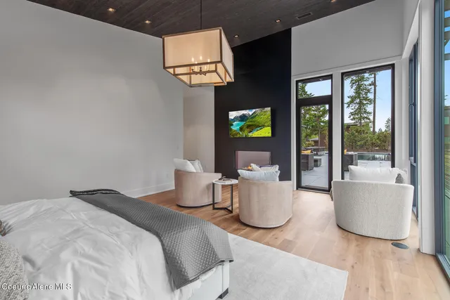 $9,395,000 | 2833 East Lower Pasture Road, Harrison, ID 83833