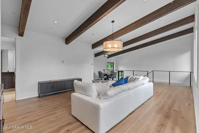 $9,395,000 | 2833 East Lower Pasture Road, Harrison, ID 83833