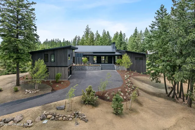 $9,395,000 | 2833 East Lower Pasture Road, Harrison, ID 83833