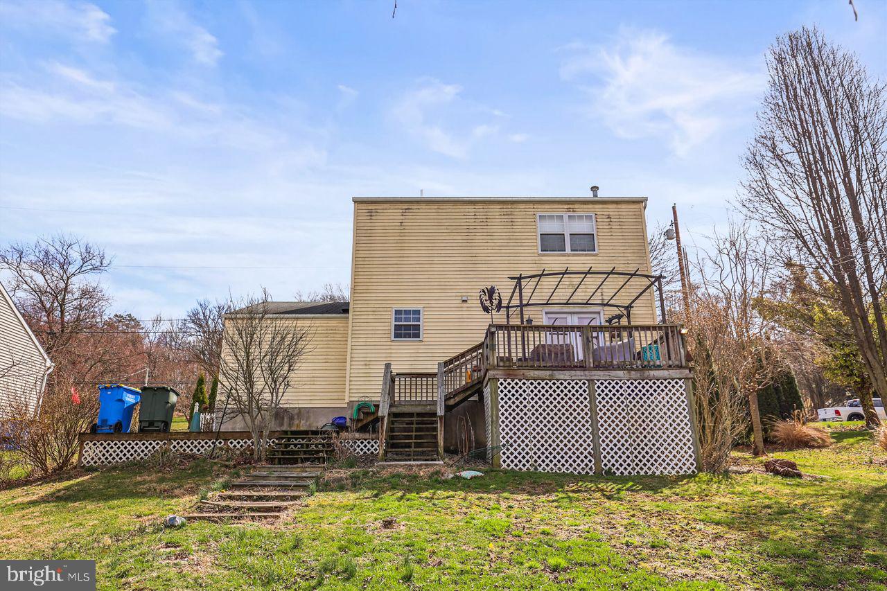 3051 Druck Valley Road York, PA 17406 - Photo 29 of 33 Charming home with spacious deck.