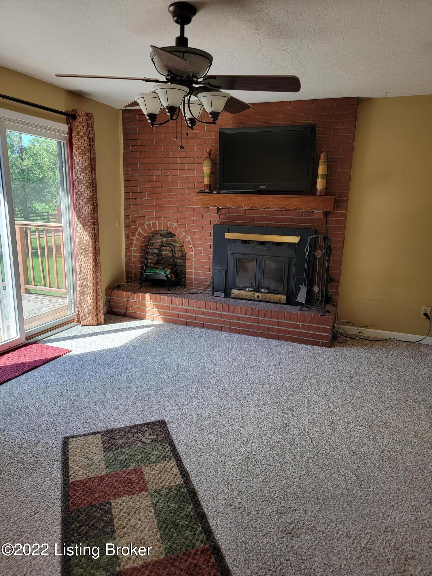 9722 3rd Street Road Louisville, KY 40272 - Photo 25 of 46 20220922_152459