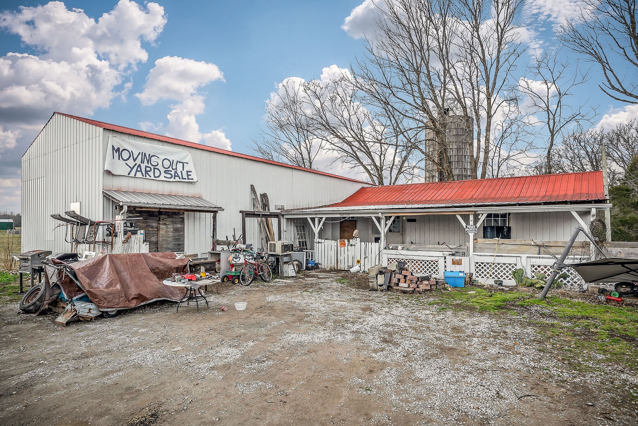8955 Baxter Road Baxter, TN 38544 - Photo 10 of 18 a view of a building with sitting area