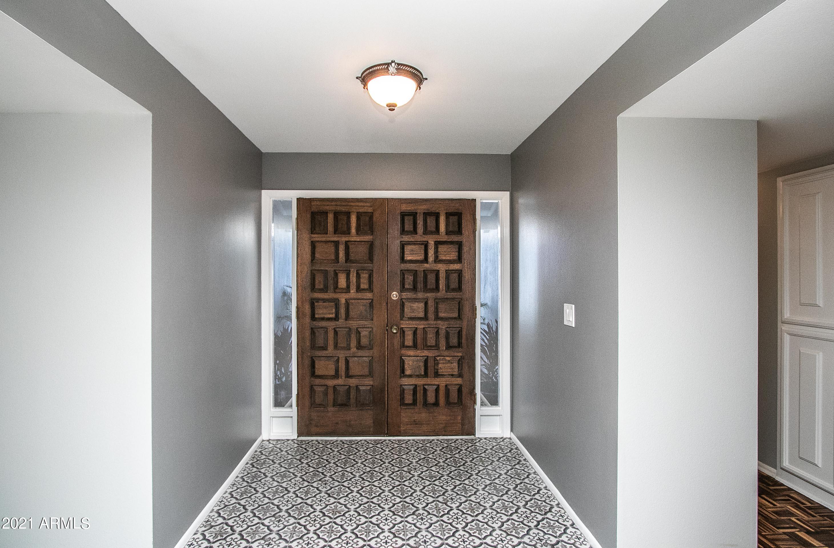1 East Calavar Road Phoenix, AZ 85022 - Photo 3 of 47 INTERIOR