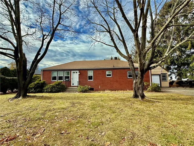 $415,000 | 85 Hilton Avenue, East Providence, RI 02915