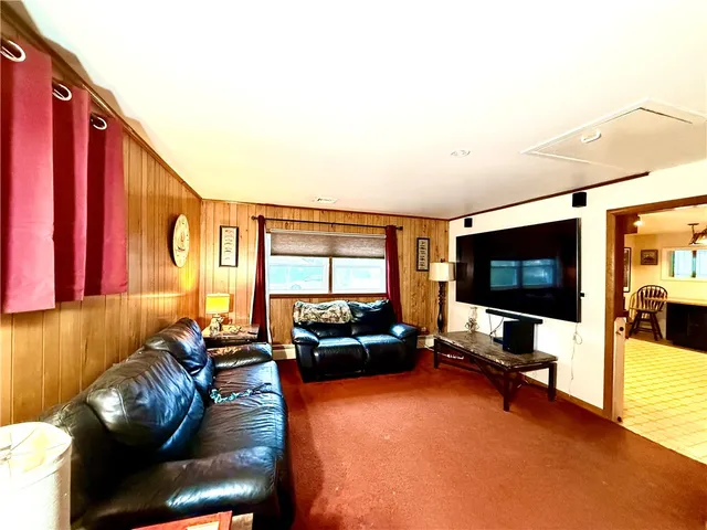 $415,000 | 85 Hilton Avenue, East Providence, RI 02915