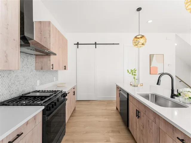 $2,950 | 2019 North Prairie Avenue, Unit 205, Dallas, TX 75204