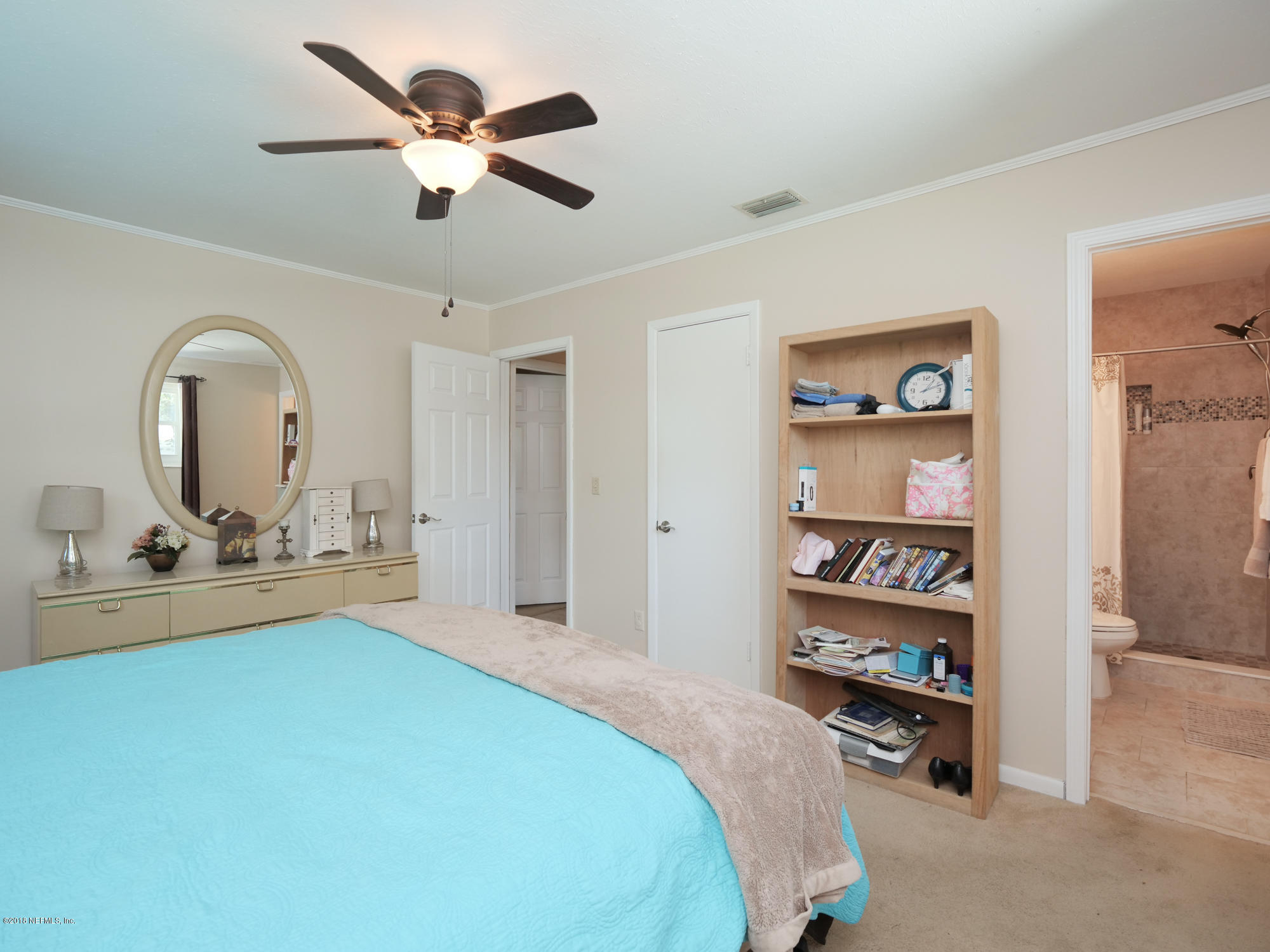 5446 Hickson Road Jacksonville, FL 32207 - Photo 17 of 32 Master bedroom
