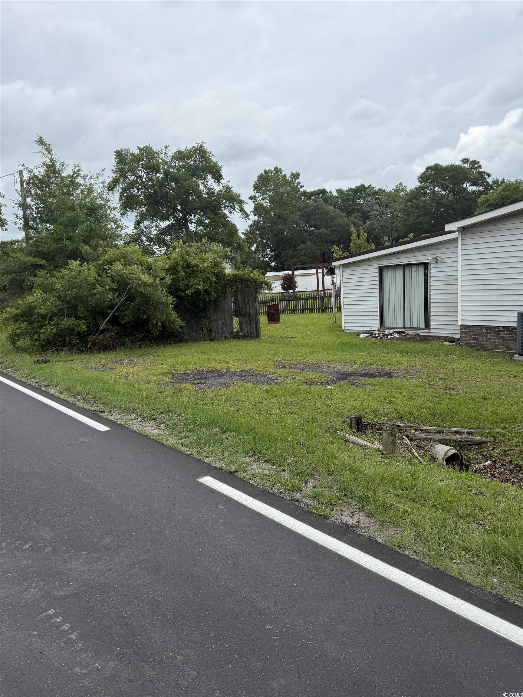 794 Lewis Lane Murrells Inlet, SC 29576 - Photo 4 of 7