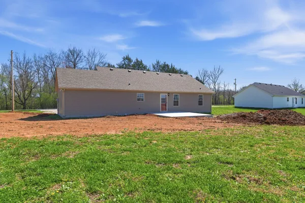$340,000 | 1605 Paynes Church Road, Winchester, TN 37398