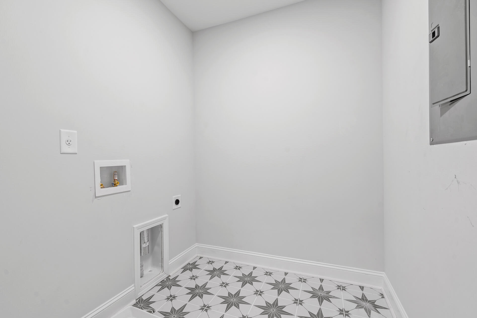 410 Grove End Road Moncks Corner, SC 29461 - Photo 16 of 34 SDH08852