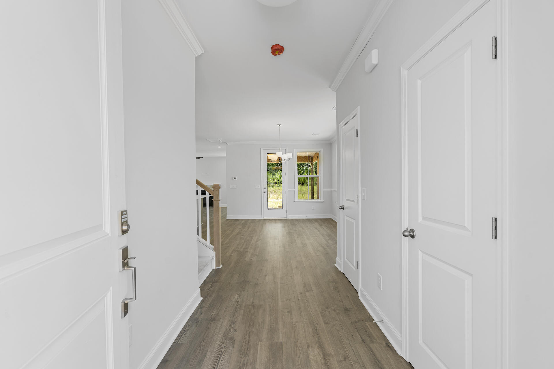 410 Grove End Road Moncks Corner, SC 29461 - Photo 4 of 34 SDH08816