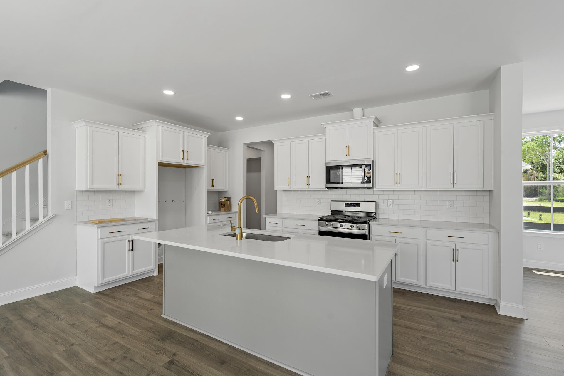 410 Grove End Road Moncks Corner, SC 29461 - Photo 7 of 34 SDH08825