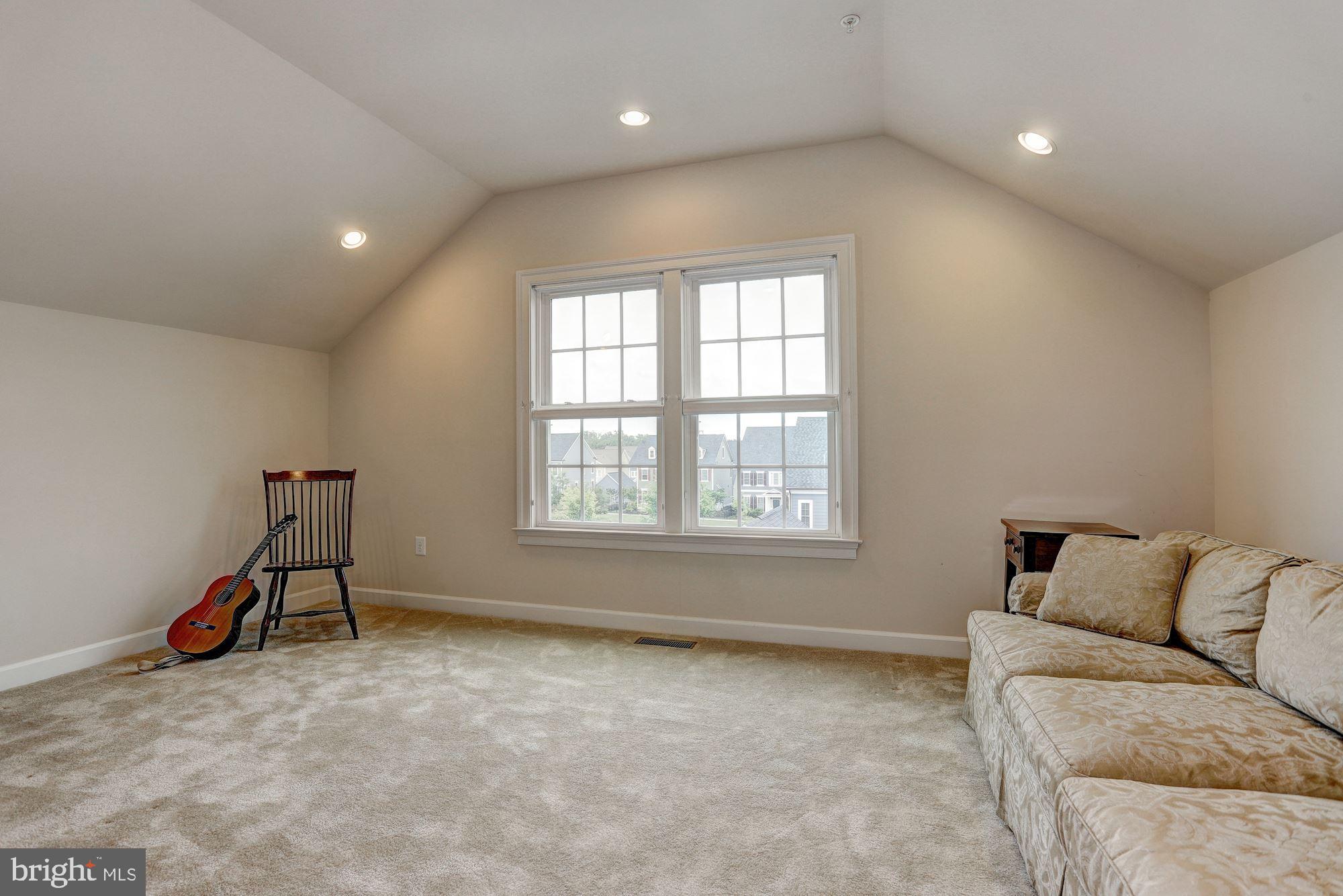 7618 Spring Avenue Fulton, MD 20759 - Photo 28 of 45 Loft