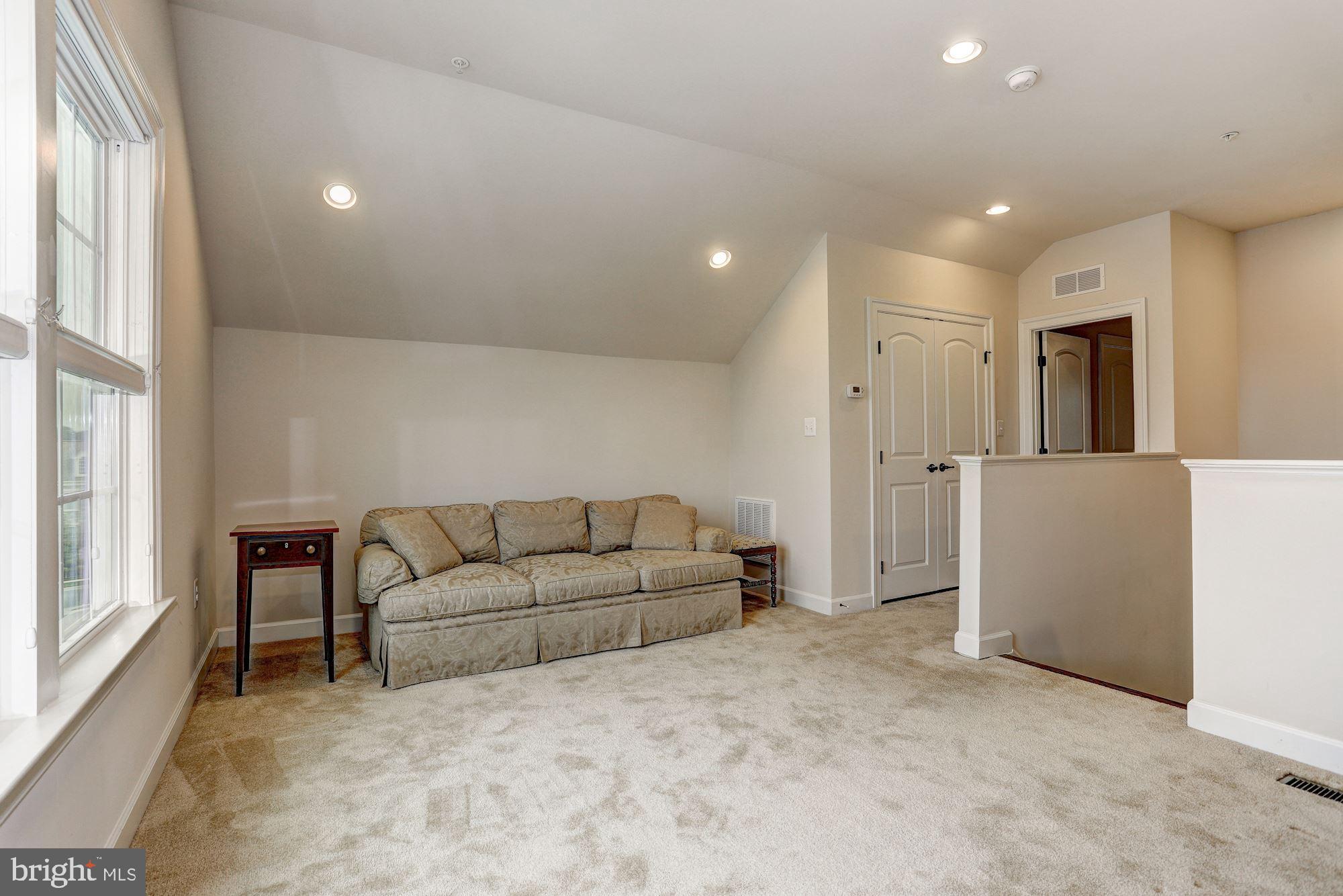 7618 Spring Avenue Fulton, MD 20759 - Photo 29 of 45 Loft