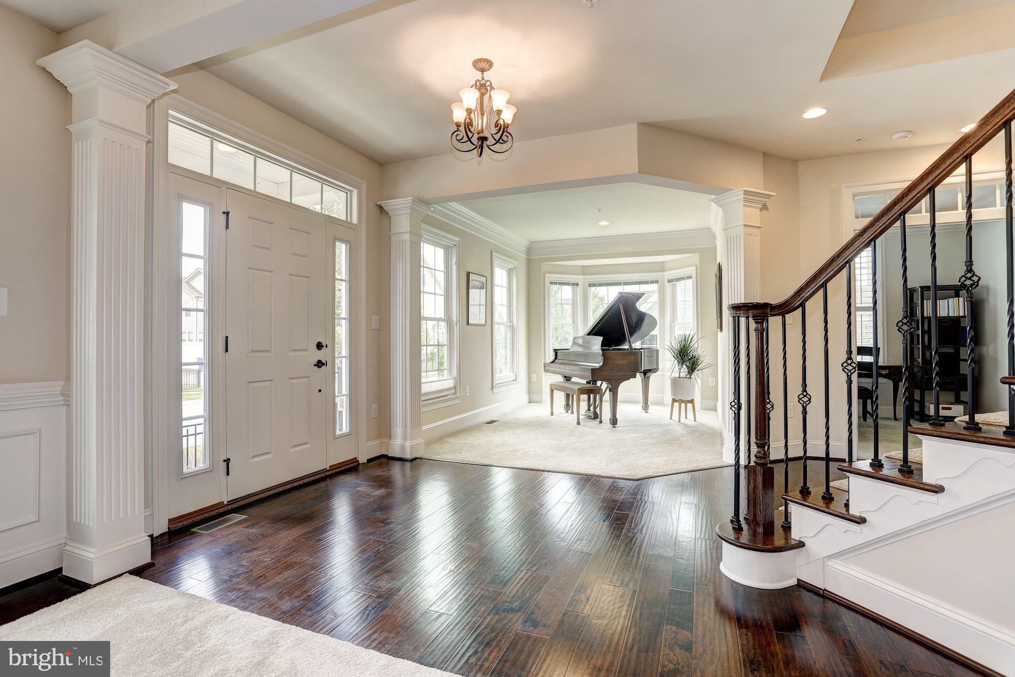 7618 Spring Avenue Fulton, MD 20759 - Photo 4 of 45 Foyer