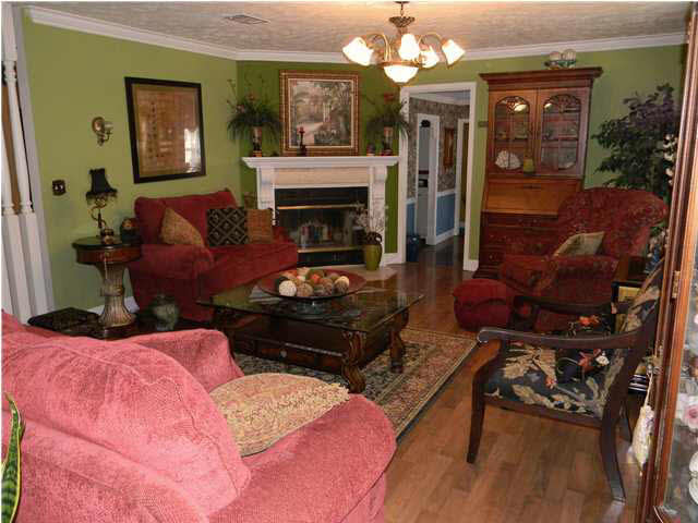 585 Cleary Road Richland, MS 39073 - Photo 8 of 25 Alternate view of formal living room