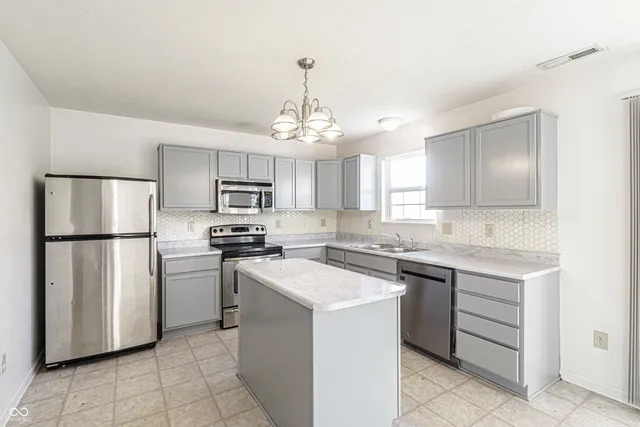 $349,900 | 2556 Liatris Drive, Plainfield, IN 46168