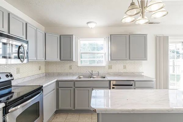 $344,900 | 2556 Liatris Drive, Plainfield, IN 46168