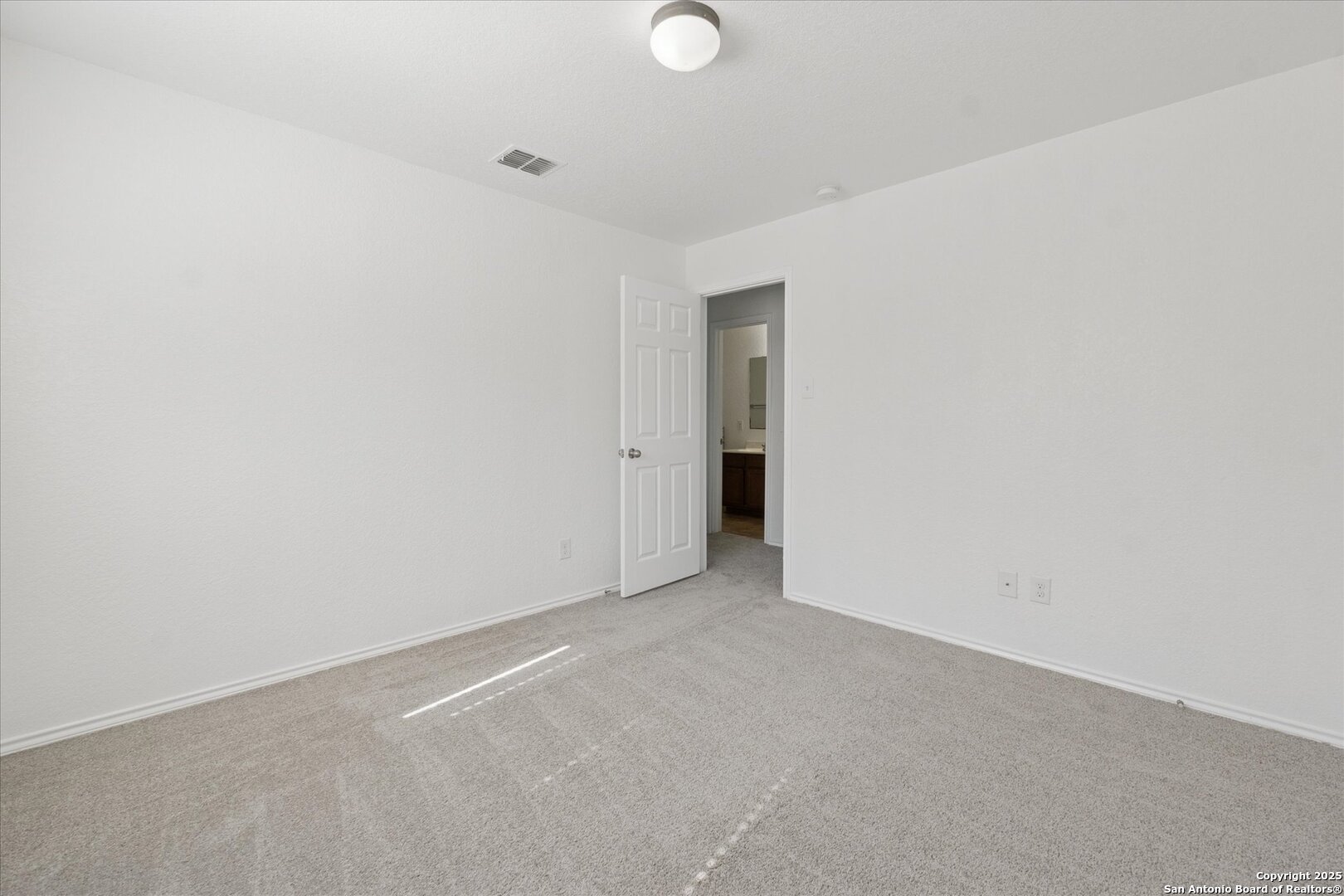 9219 Hanover Cove Converse, TX 78109 - Photo 30 of 46 a view of an empty room