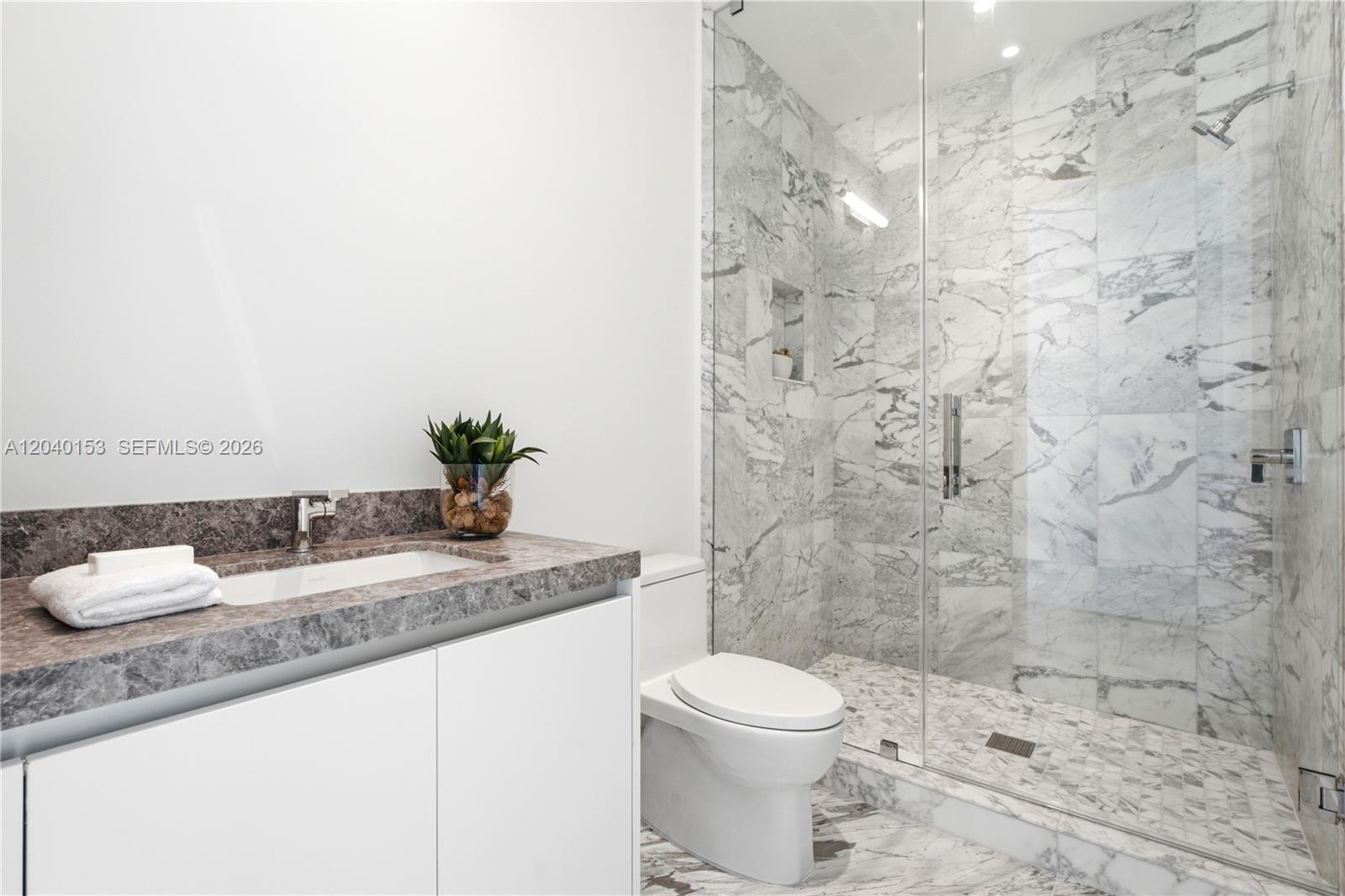 175 Southeast 25th Road, Unit 3401/3402 Miami, FL 33129 - Photo 50 of 89